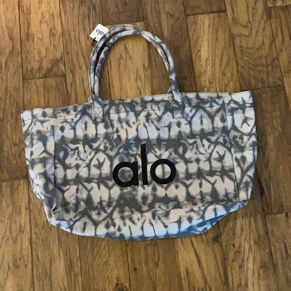 Alo Yoga Tote